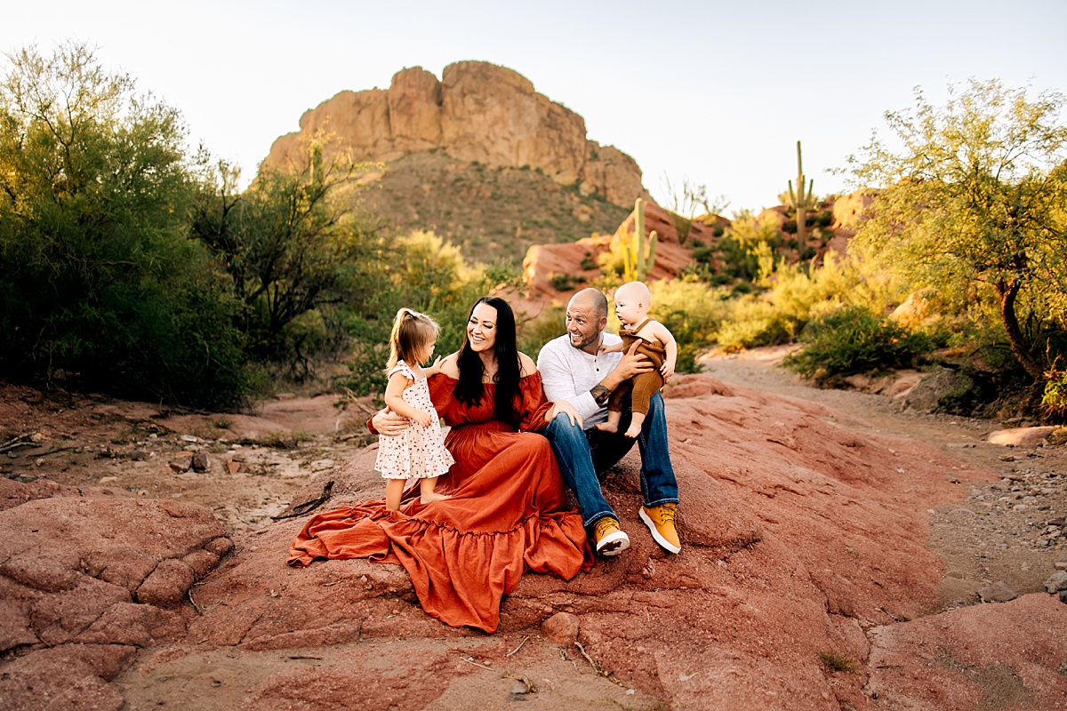 Family Photographer in the Superstition Mountains 