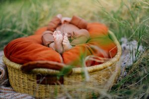 Outdoor Newborn Sessions in Arizona | Everything you need to know
